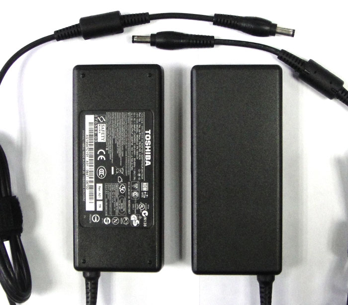 TOSHIBA-90W-LT02O-Laptop Original Adapter